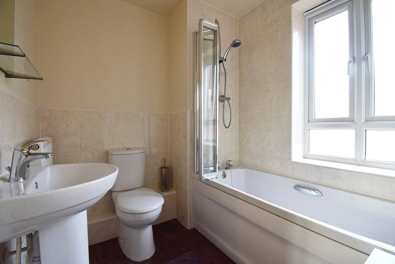 Sinclair Drive, Basingstoke, Hampshire, RG21