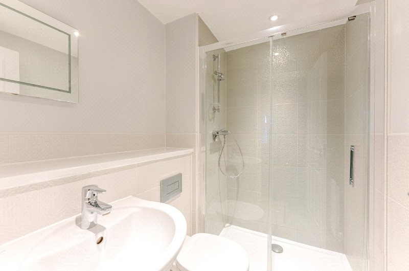 Magnolia Drive, Whitnash, Leamington Spa, Warwickshire, CV31