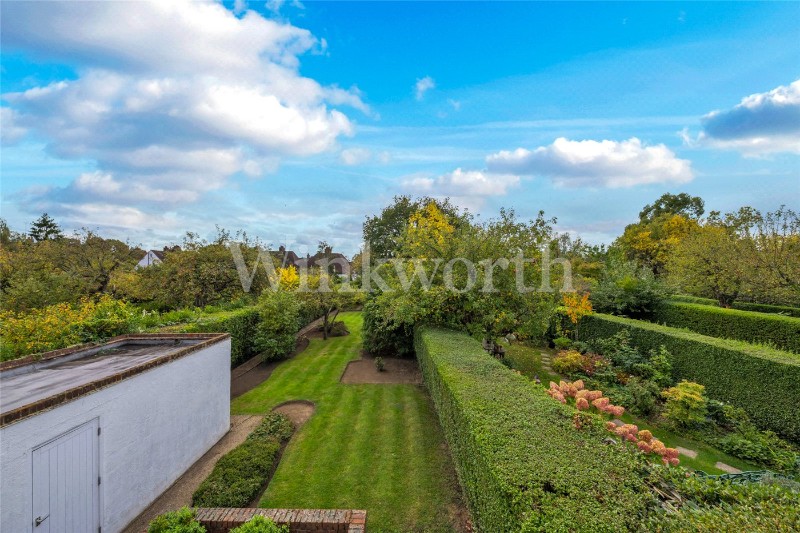 Erskine Hill, London, NW11