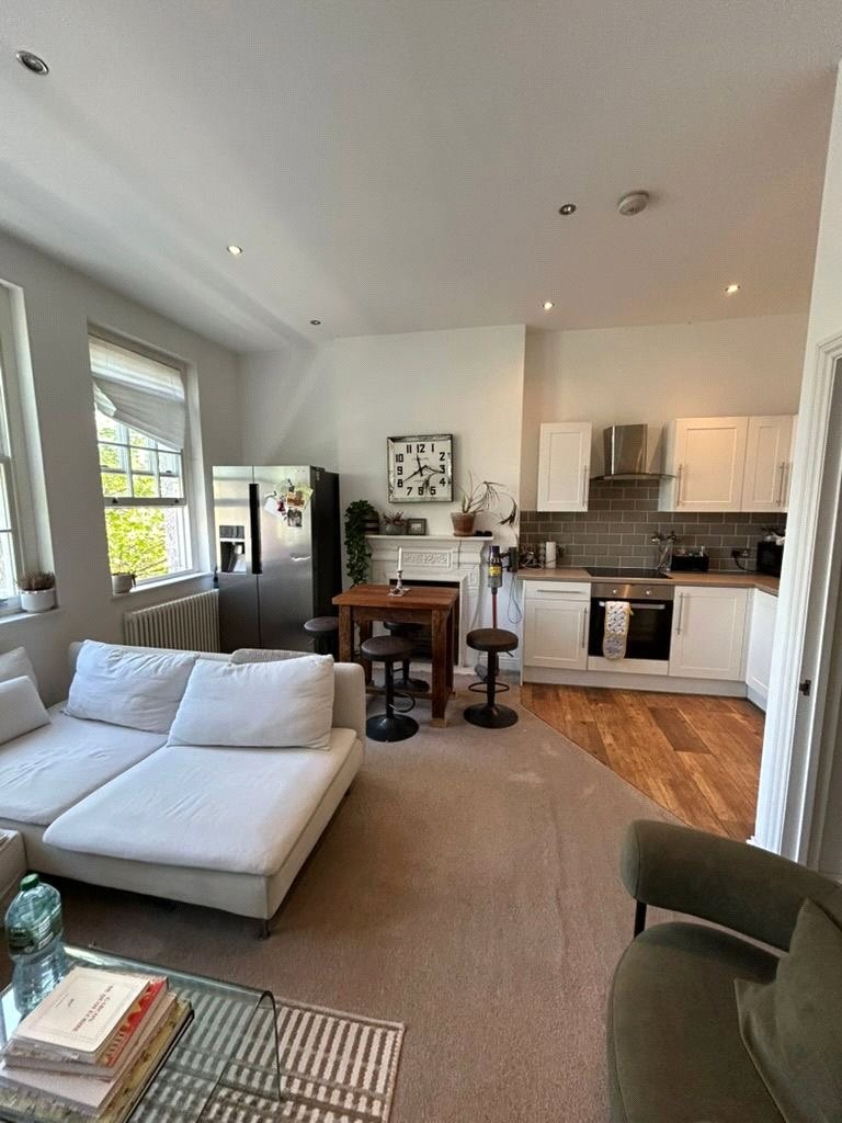 Kings Parade, Okehampton Road, London, NW10