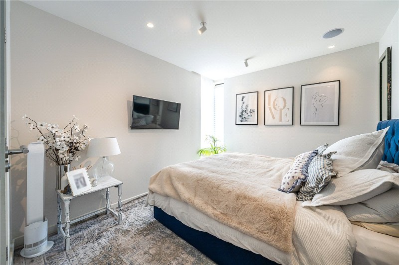 Brixton Hill, London, SW2