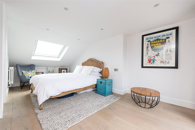 College Road, London, NW10