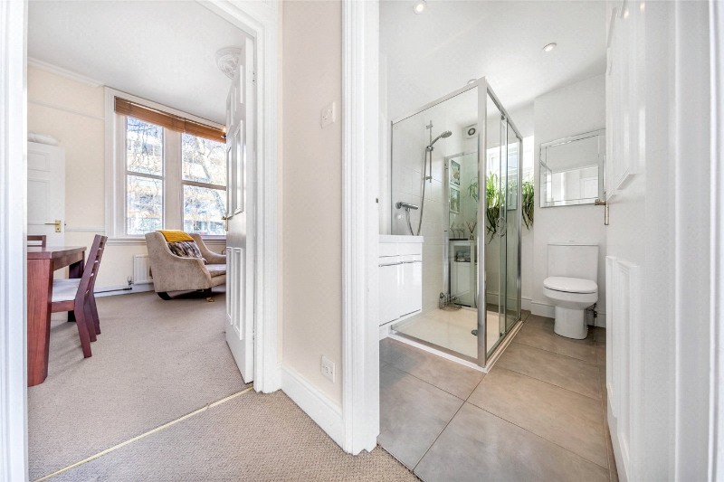 Chiswick High Road, Chiswick, London, W4