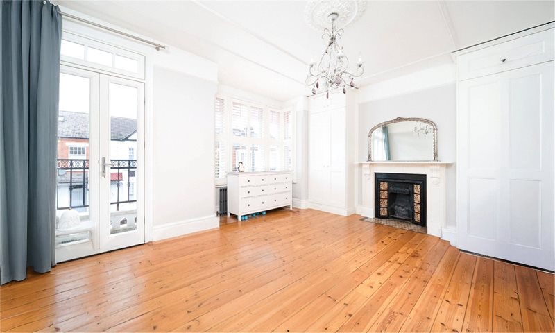 Chelverton Road, London, SW15