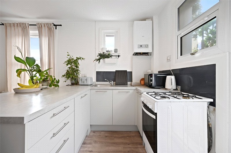 Collingbourne Road, London, W12