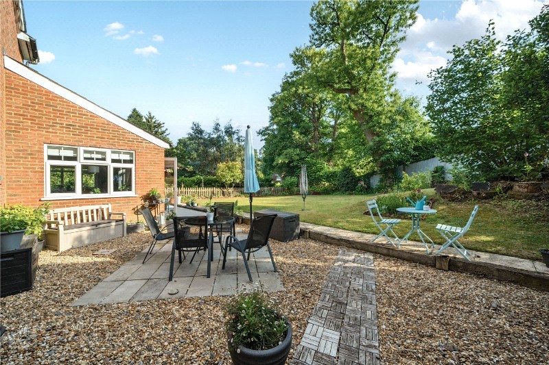 Sandrock Hill Road, Wrecclesham, Farnham, Surrey, GU10
