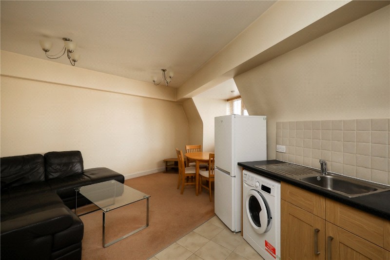 Grosvenor Parade, Uxbridge Road, London, W5