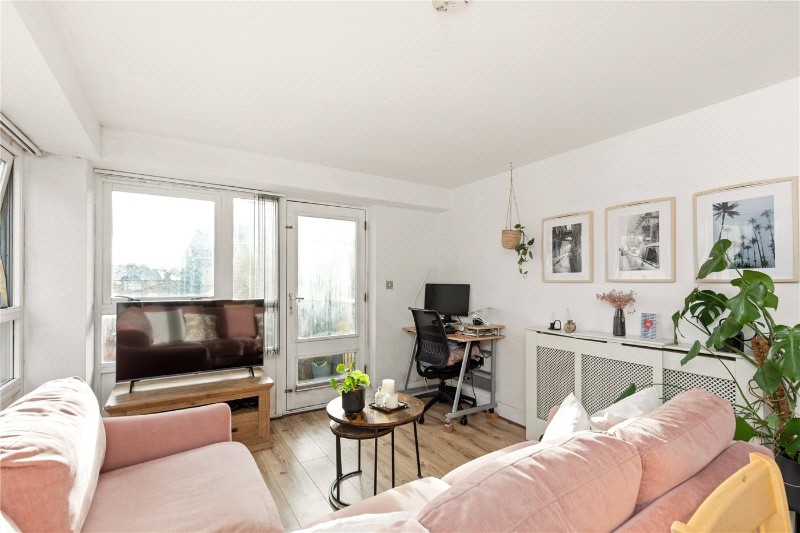 Hexton Court, 6 Brownswood Road, N4