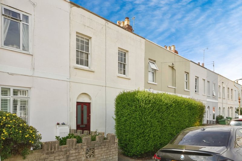 Victoria Place, Cheltenham, GL52