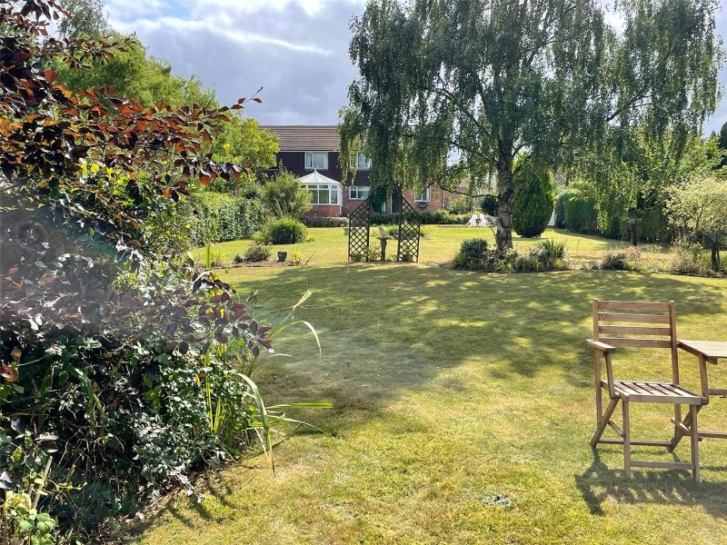 High Street, Worton, Devizes, Wiltshire, SN10