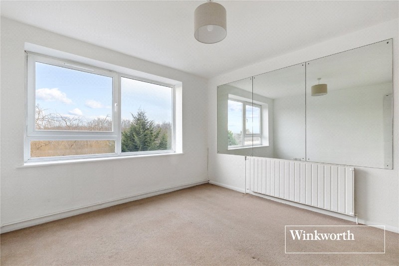 Holden Road, Woodside Park, London, N12