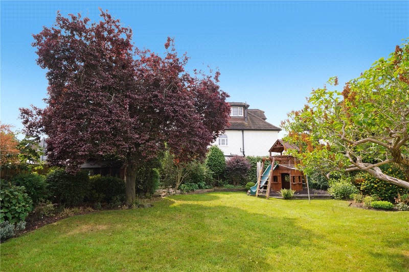 Dickerage Road, Kingston upon Thames, KT1
