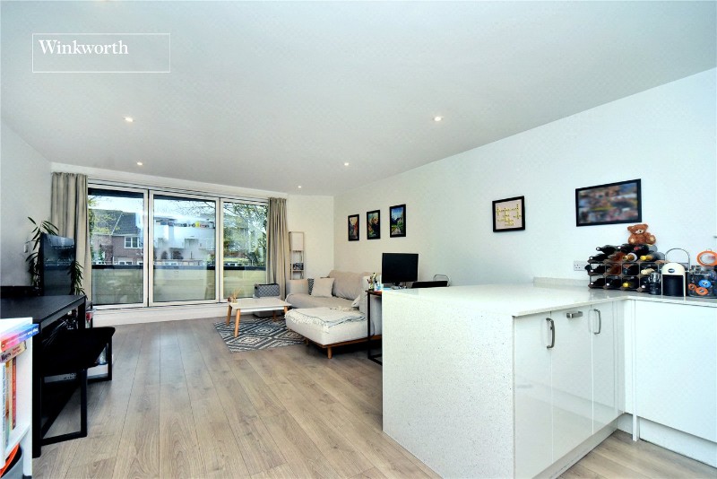 Hardwick Close, Epsom, Surrey, KT19