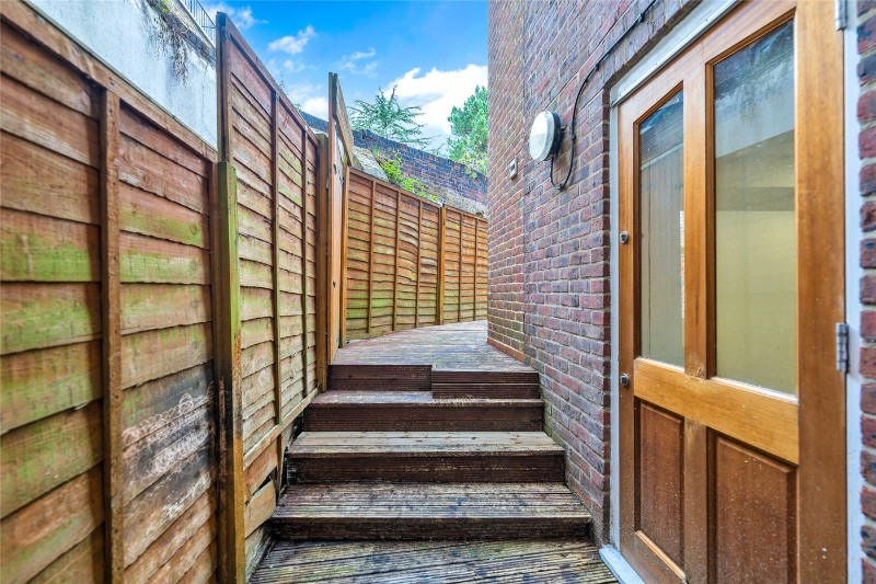 Pond Street, London, NW3