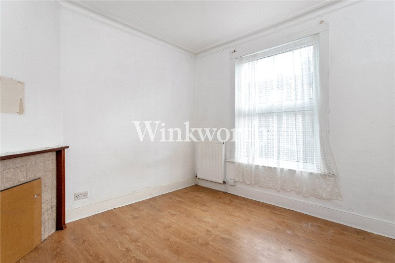 Moselle Avenue, London, N22