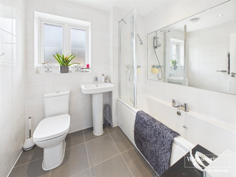Dairy Grove, Three Mile Cross, Reading, RG7