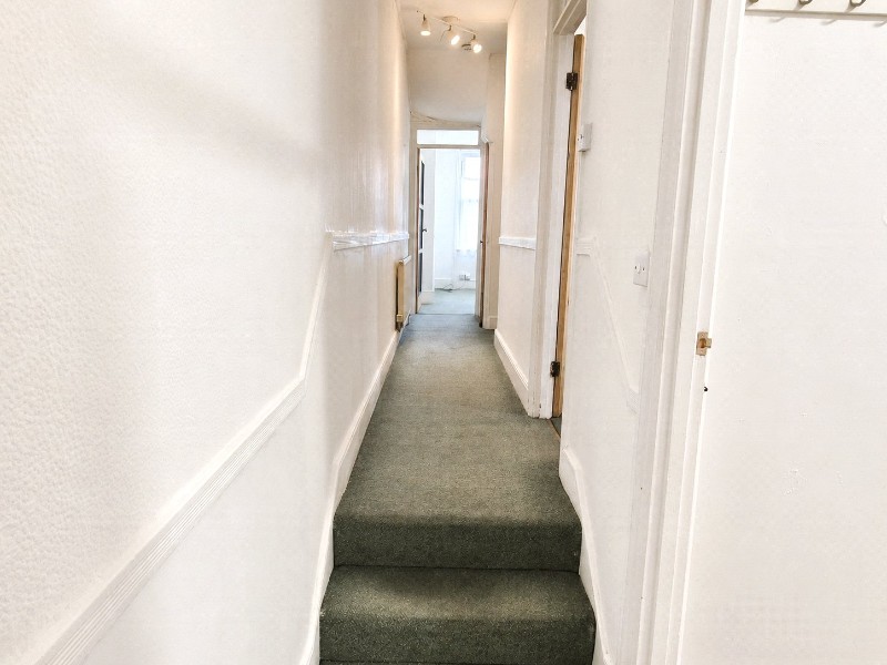West End Lane, Barnet, EN5