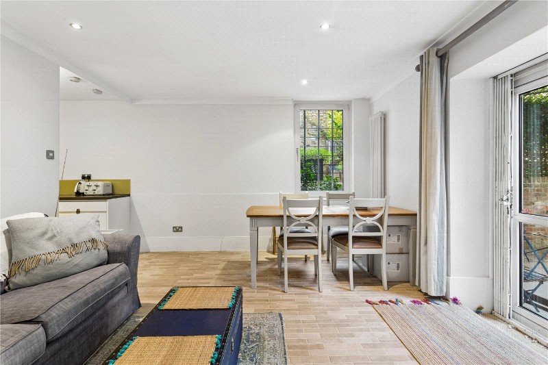 Chepstow Villas, London, W11
