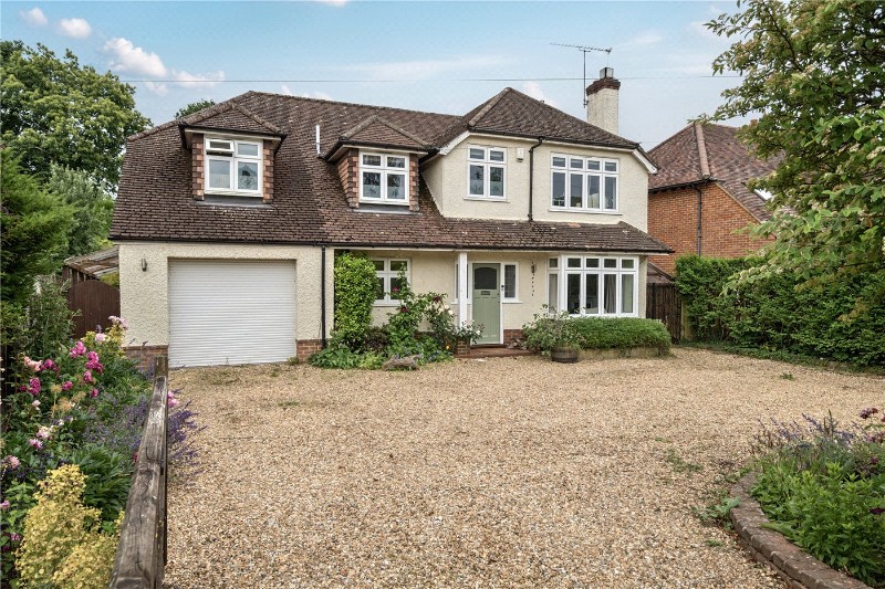 Broomleaf Road, Farnham, Surrey, GU9
