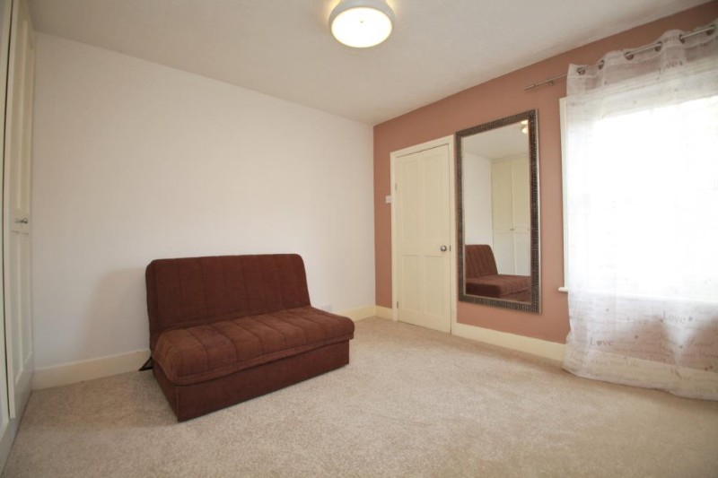 Queens Cottages, Reading, Berkshire, RG1
