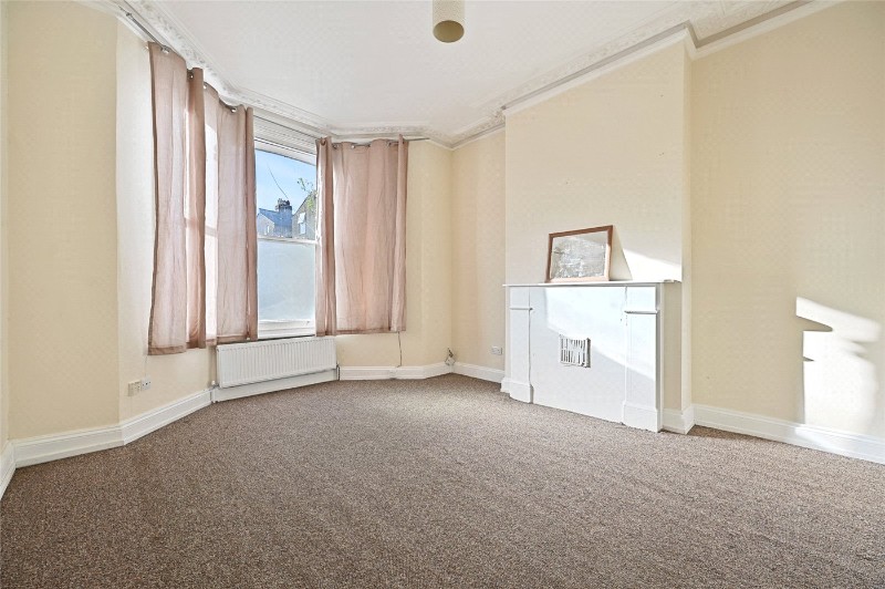 Arminger Road, London, W12