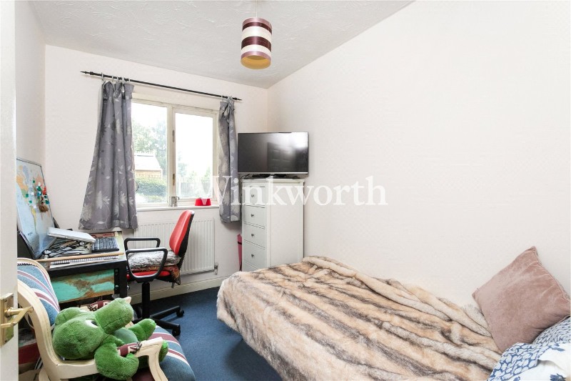 Myddleton Avenue, London, N4