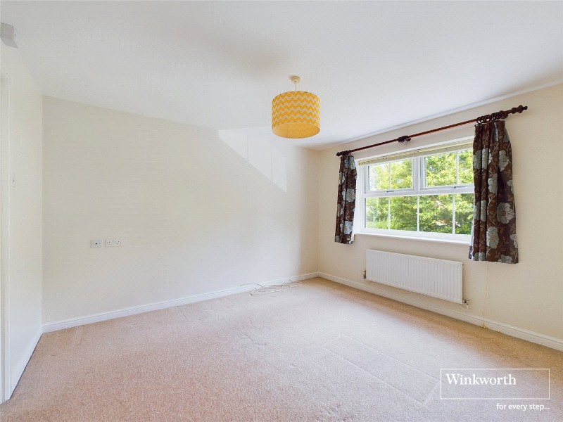 Duchess Close, Crowthorne, Berkshire, RG45