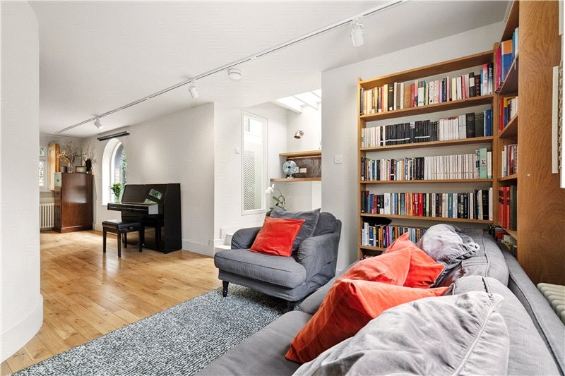 Lambeth Road, London, SE1