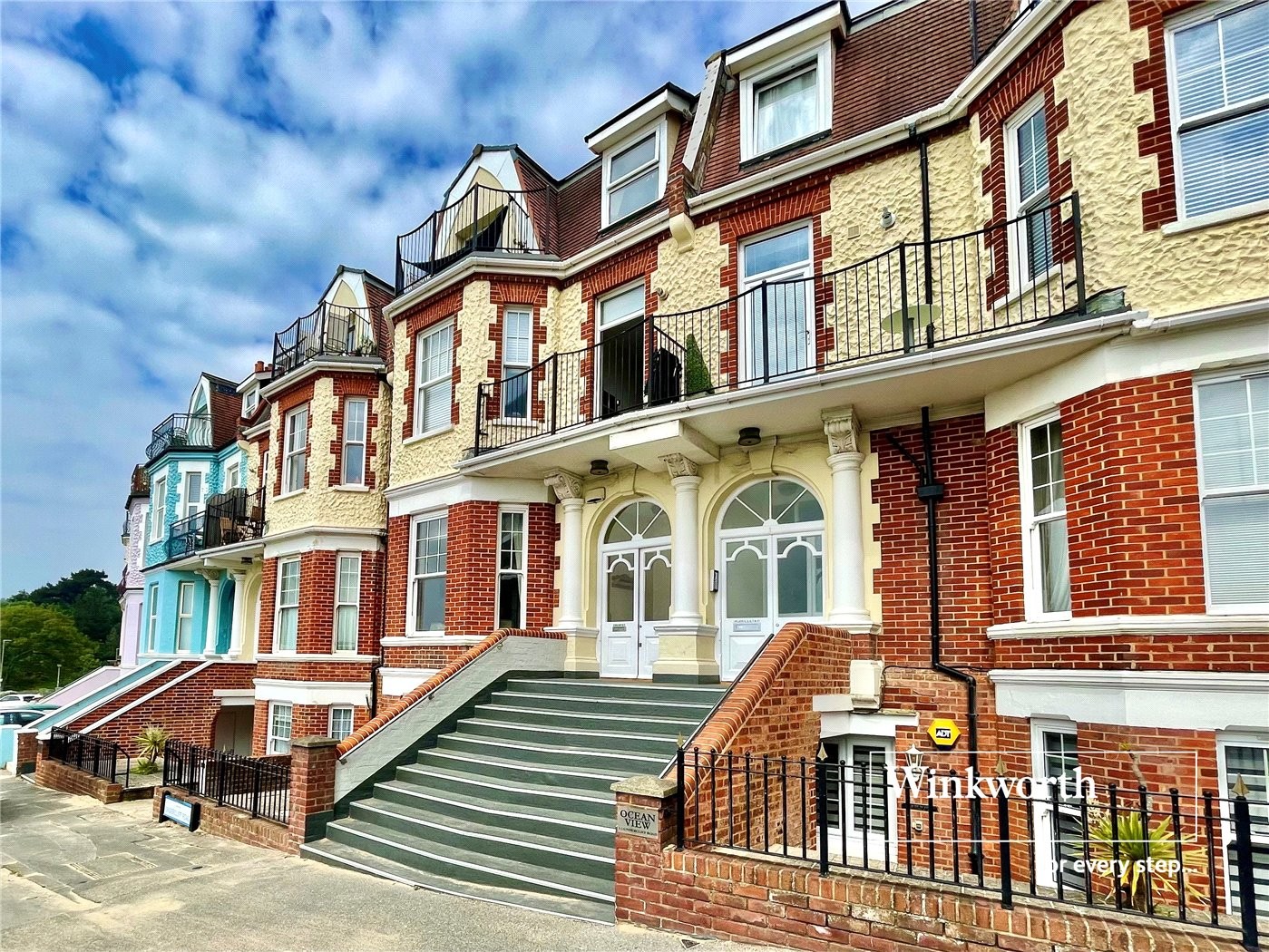 2 bedroom property for sale in Ocean View, 13 Undercliff Road