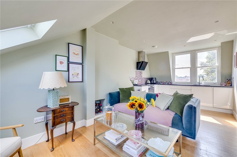 Rostrevor Road, London, SW6