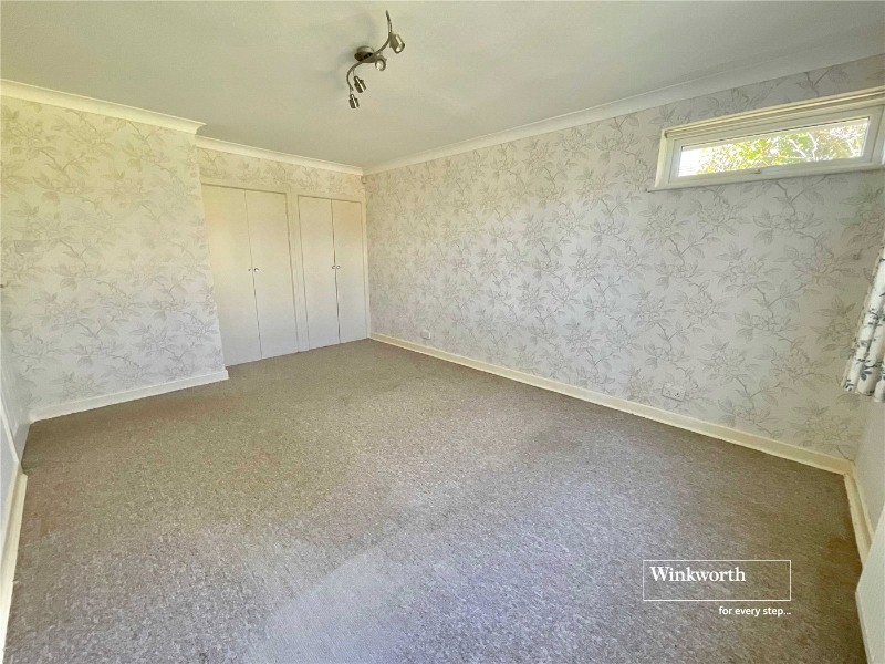 Pinewood Road, Highcliffe, Christchurch, Dorset, BH23