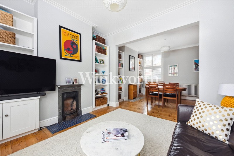 Leith Road, London, N22