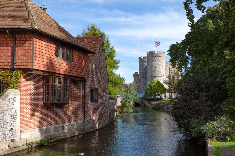 Linden Grove, Canterbury, Kent, CT2