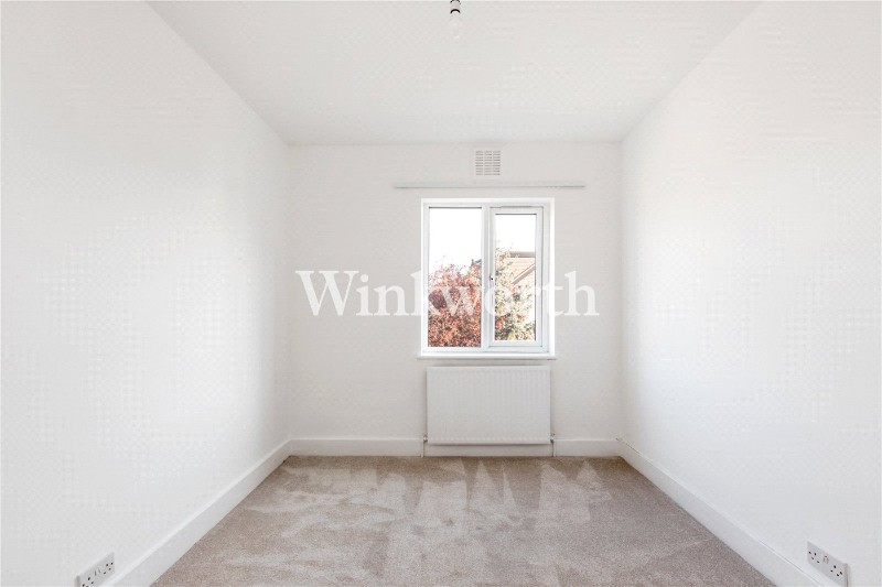 Barrowell Green, London, N21