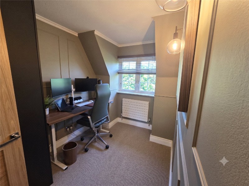 Fox Hill, Farley Hill, Reading, Berkshire, RG7