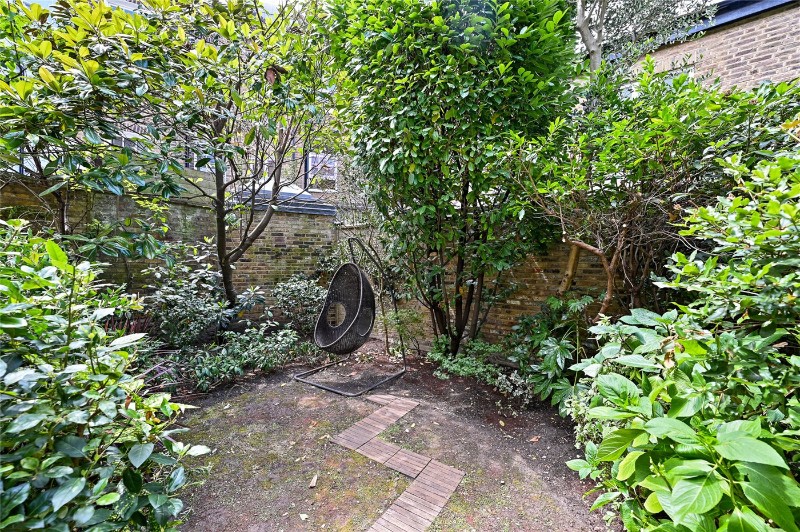 Pembridge Villas, London, W11