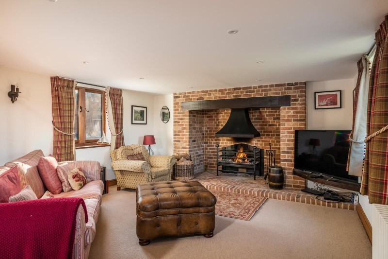 Willett Road, Ashington, Wimborne, Dorset, BH21