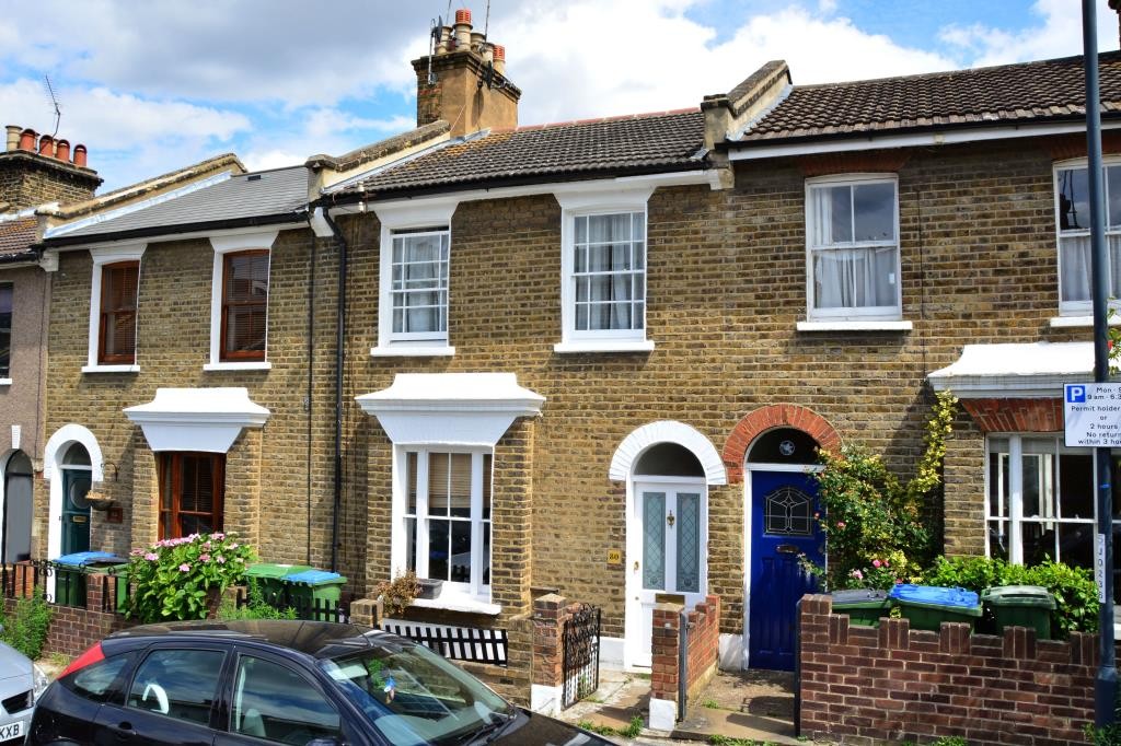 2 bedroom property for sale in Calvert Road, Greenwich, SE10 (Ref