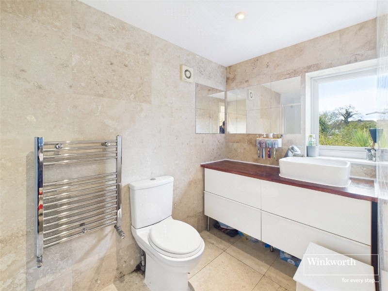 Rookery Close, London, NW9