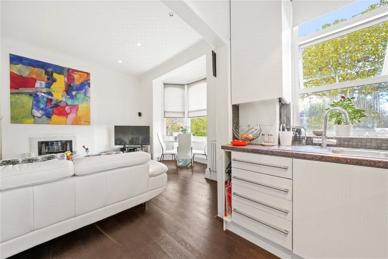 Rosemont Road, London, W3