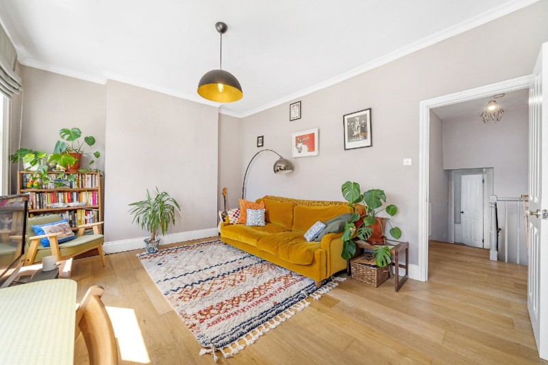 Lyndhurst Way, Peckham Rye, London, SE15