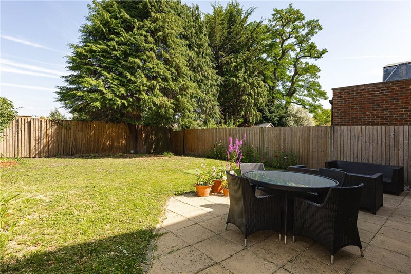 Chartfield Avenue, London, SW15