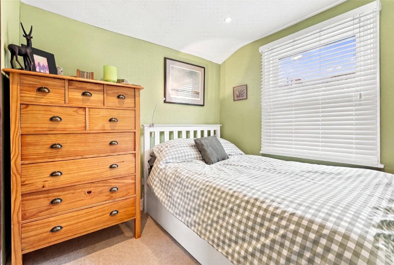 Kersley Road, London, N16