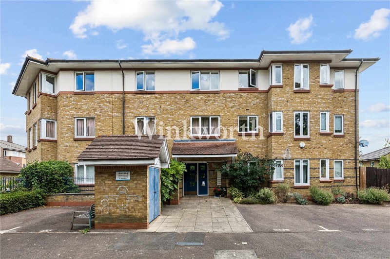 Myddleton Avenue, London, N4