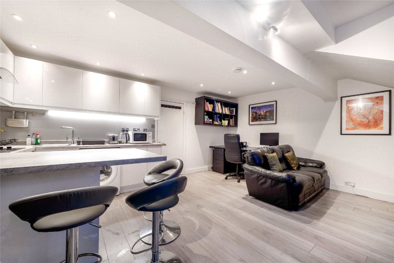 Burghley Road, London, NW5
