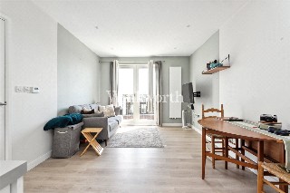 Apple Tree Road, London, N17