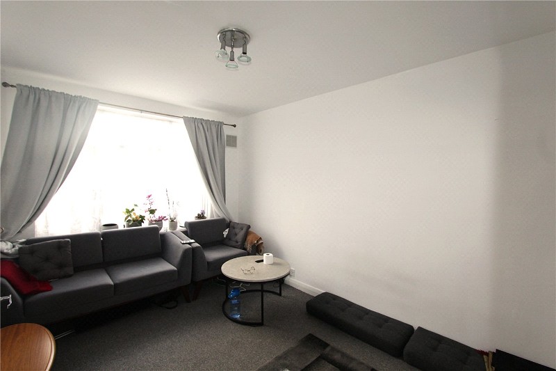 High Road, Finchley, London, N12