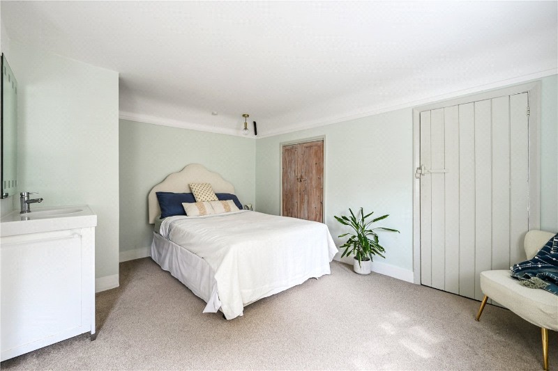 Bridge Road, Sarisbury Green, Southampton, Hampshire, SO31