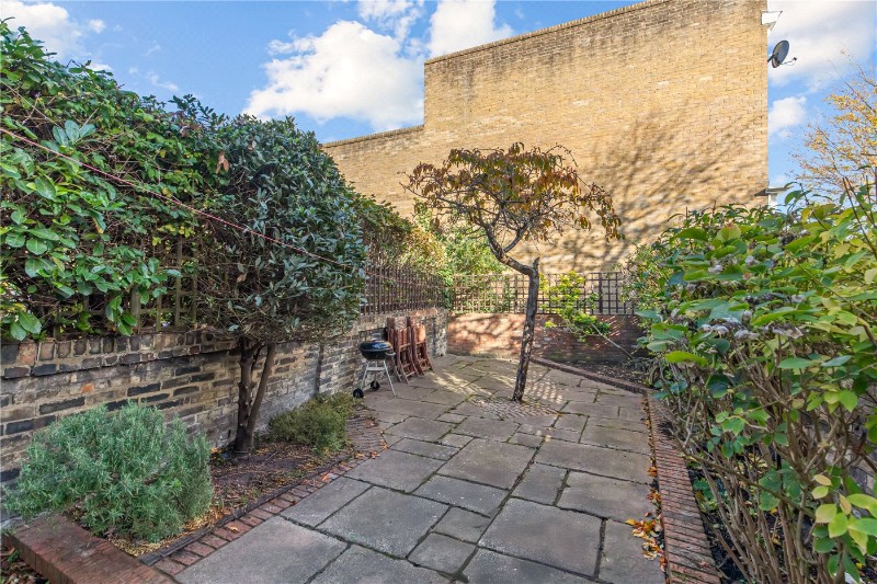 Plimsoll Road, London, N4