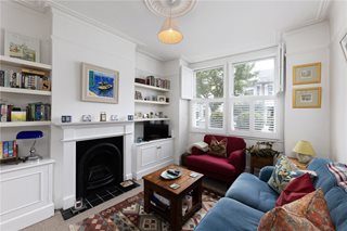 Brookwood Road, London, SW18